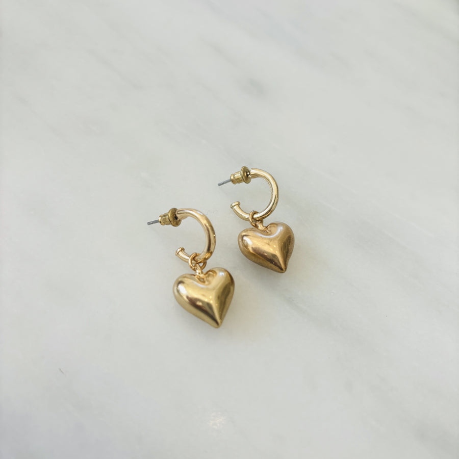 Earrings - Cam Heart Hoops | Gold