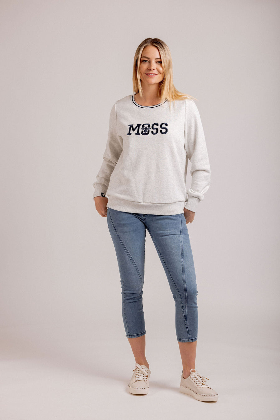 Moss Bee Sweater - Grey Marle