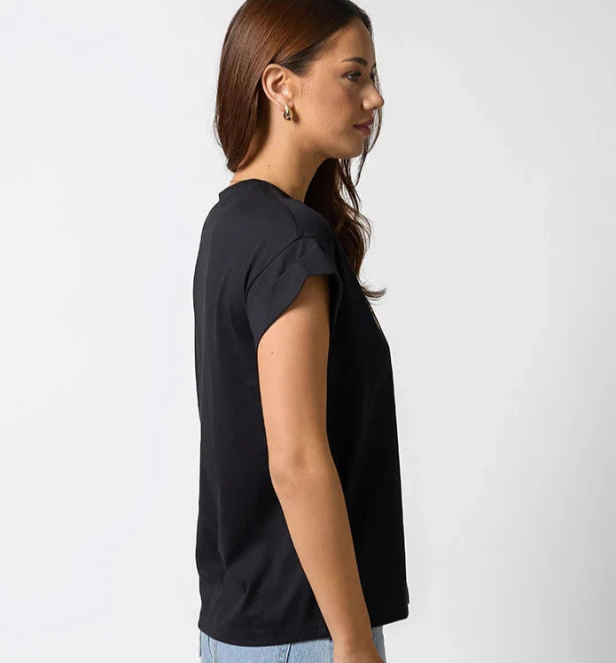 Stella and Gemma california black tee