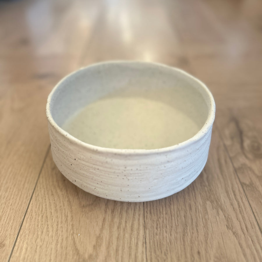 Vintage Bowl - Sandy White