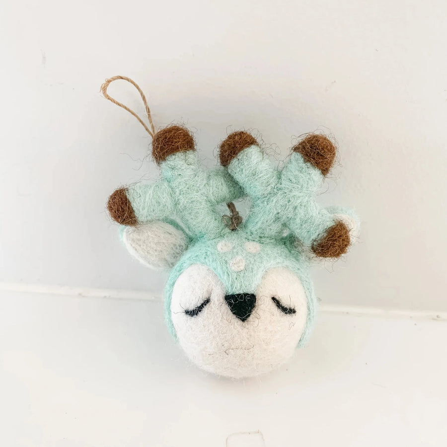 felt mint deer decoration