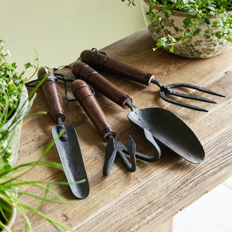 french_country_garden_tools