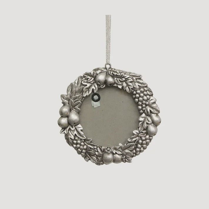 DR0175 Christmas Decoration - Silver Leaf Round Frame